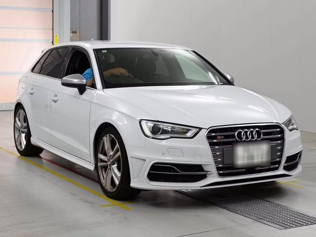 AUDI S3