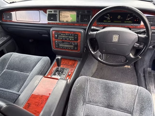 TOYOTA CENTURY