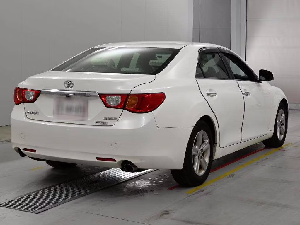 TOYOTA MARK X