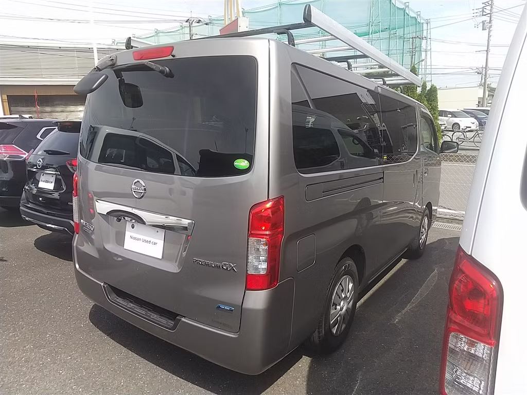 NISSAN NV350 CARAVAN