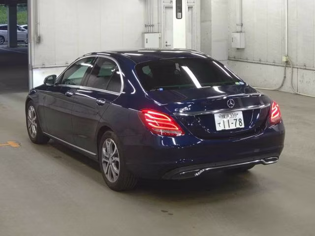 MERCEDES-BENZ C-CLASS