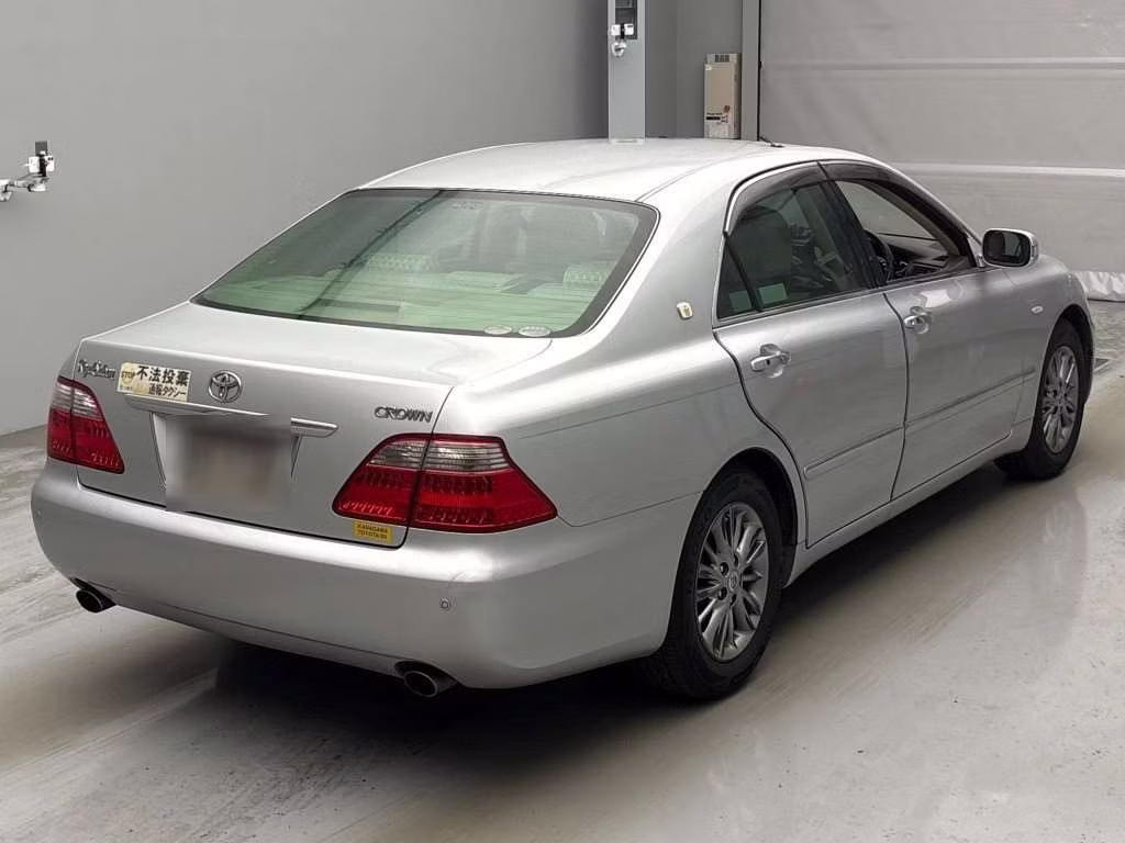 TOYOTA CROWN