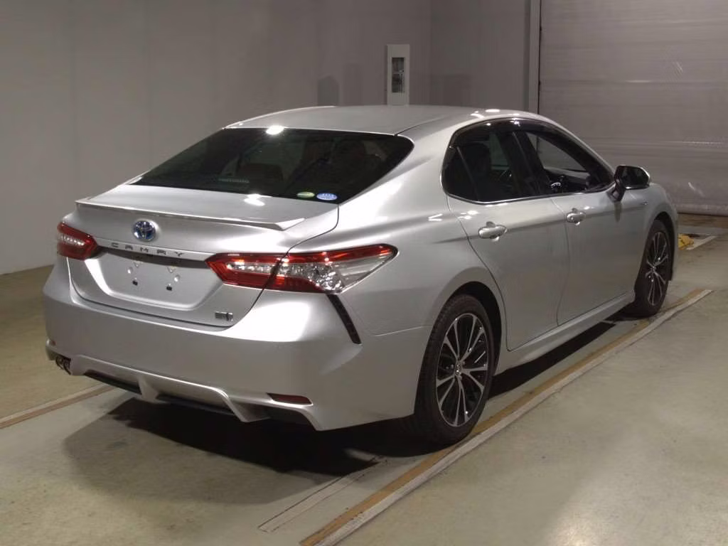 TOYOTA CAMRY