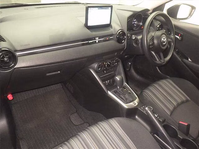MAZDA MAZDA2