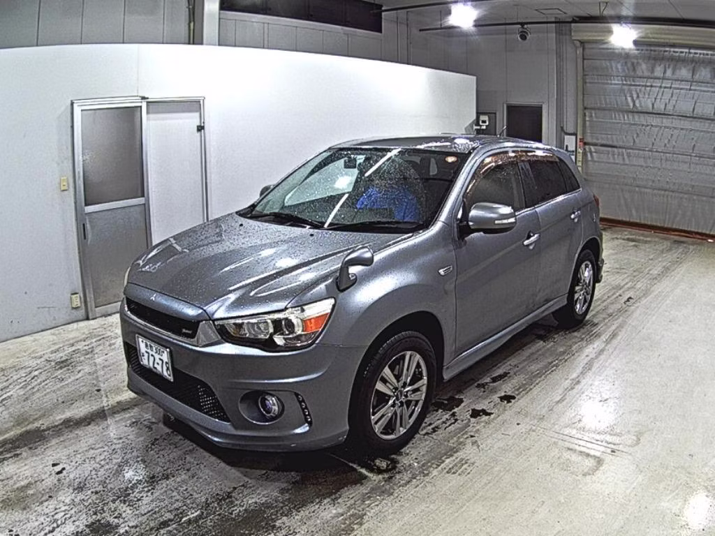 MITSUBISHI RVR