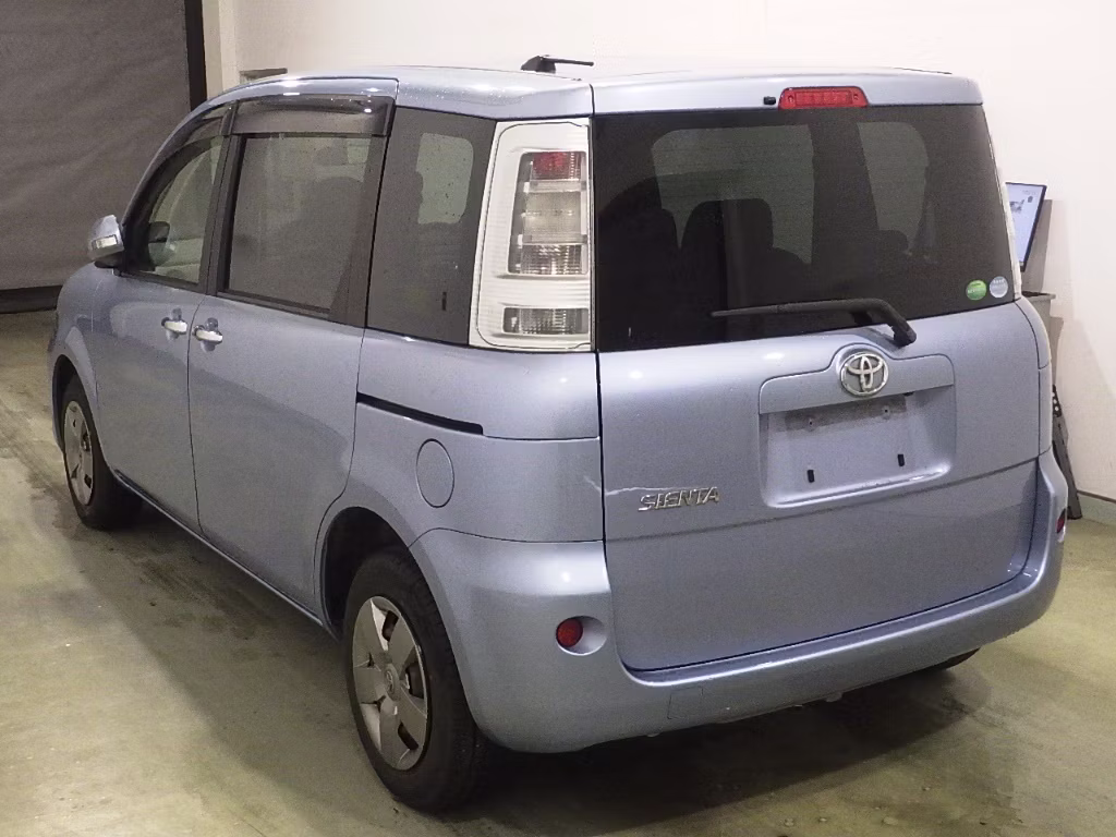 TOYOTA SIENTA