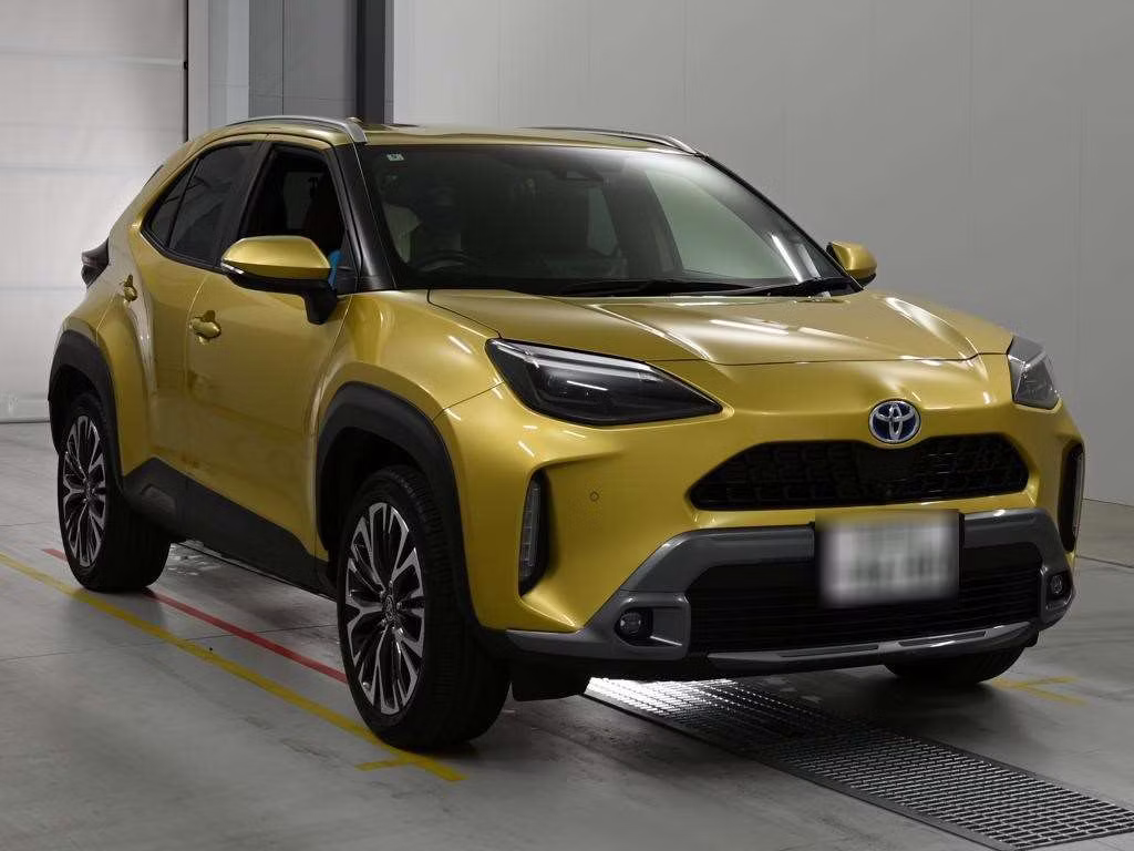TOYOTA YARIS CROSS