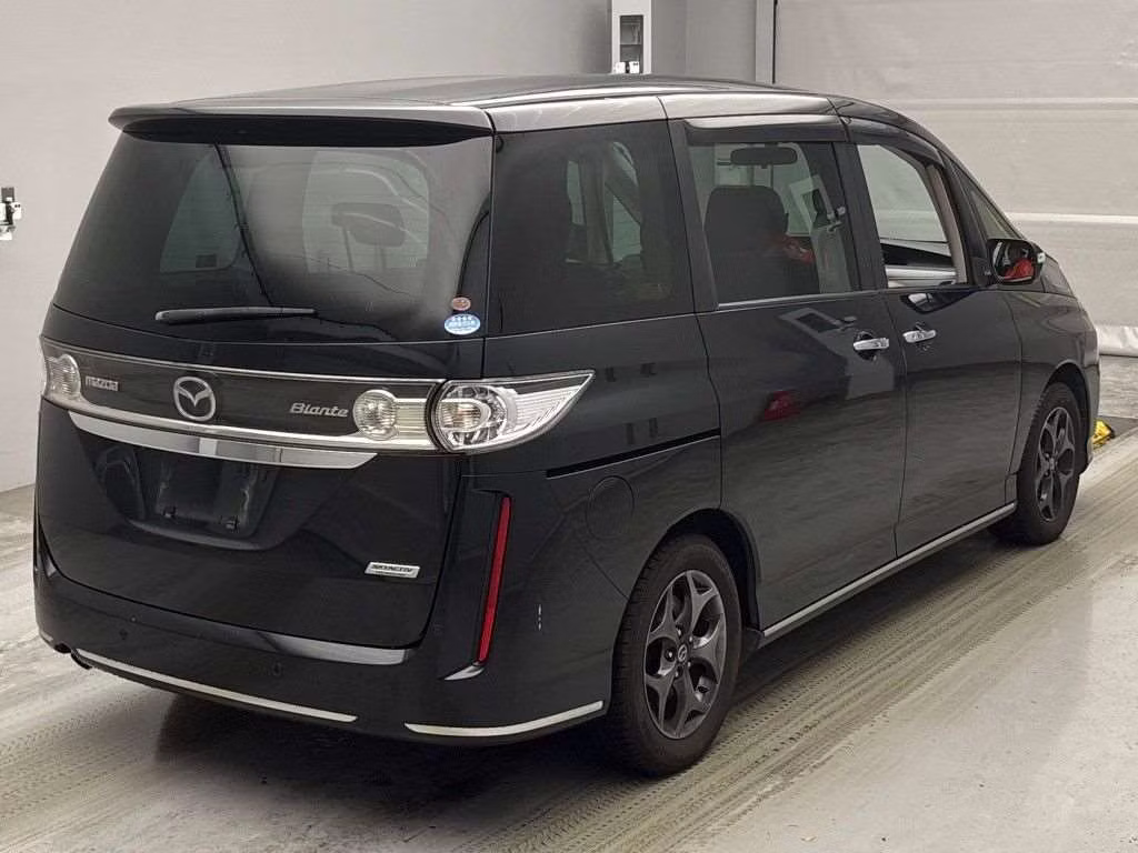 MAZDA BIANTE
