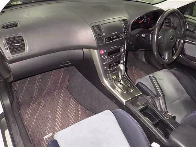 SUBARU LEGACY