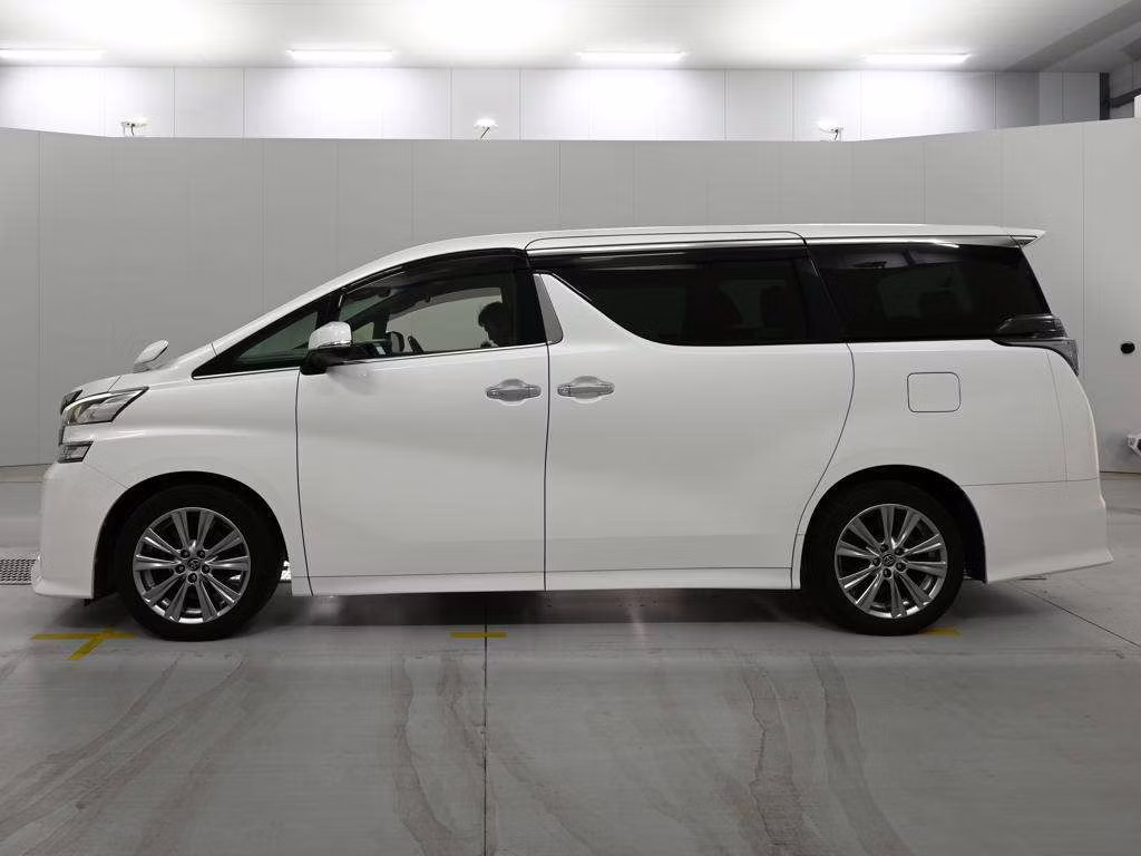 TOYOTA VELLFIRE