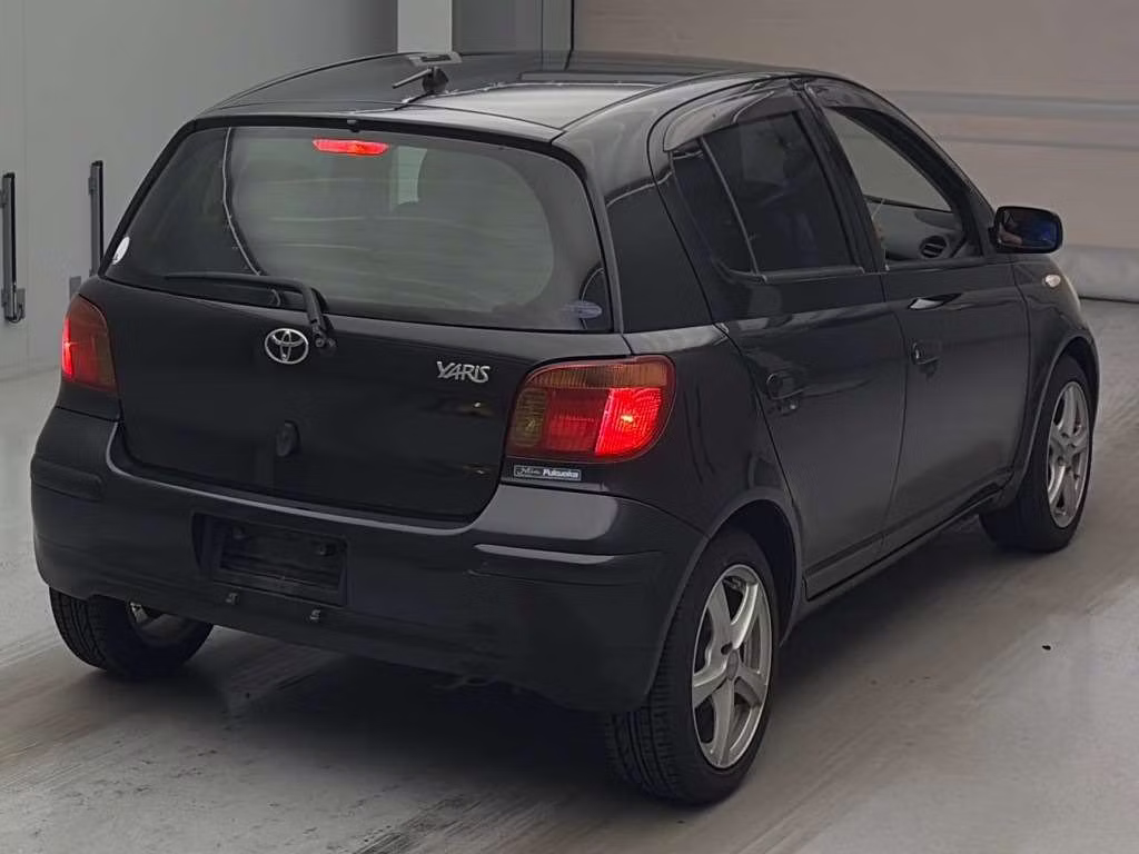 TOYOTA VITZ