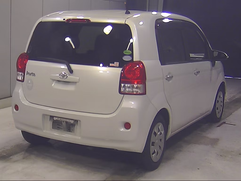 TOYOTA PORTE