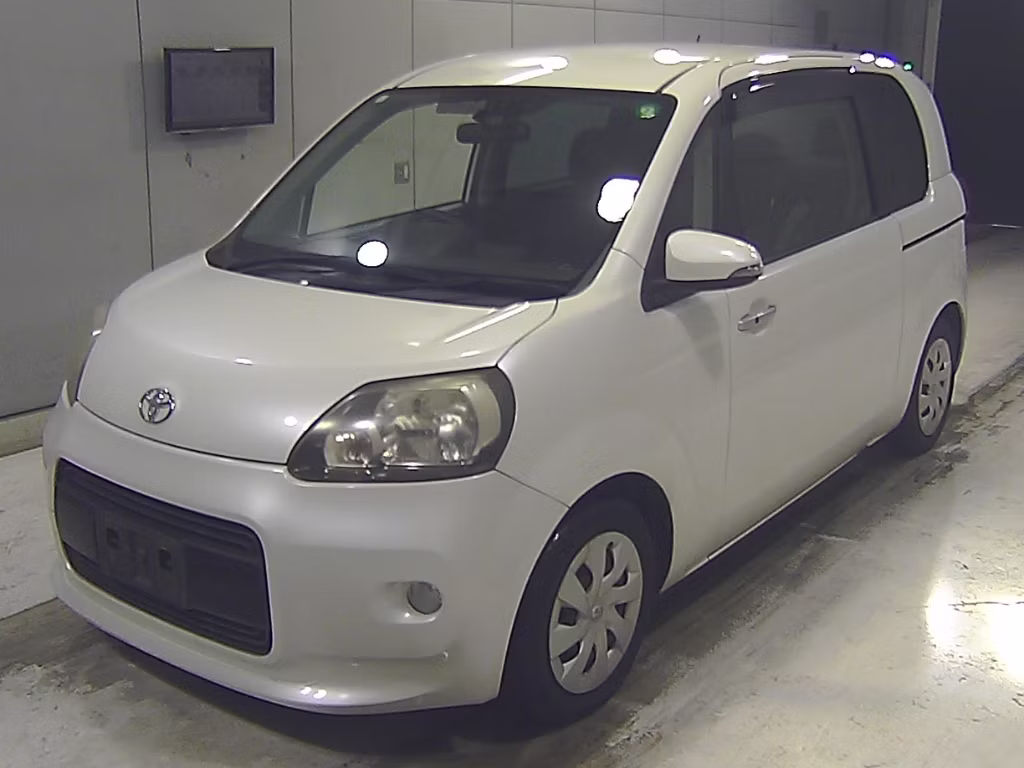 TOYOTA PORTE
