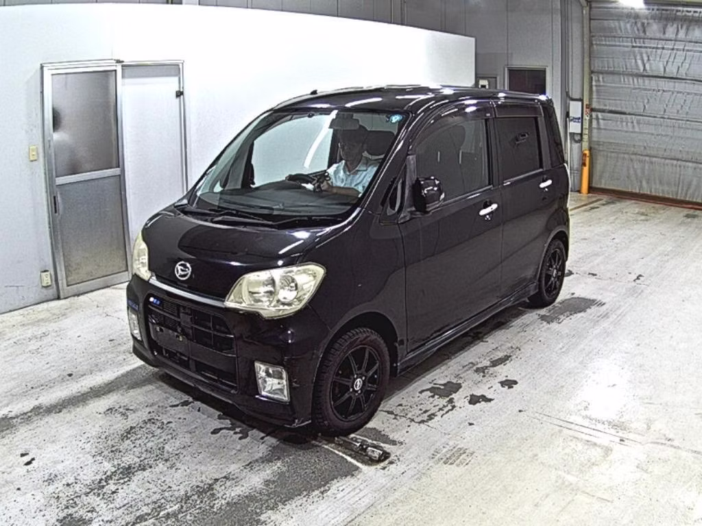 DAIHATSU TANTO EXE