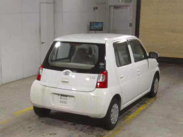 DAIHATSU ESSE