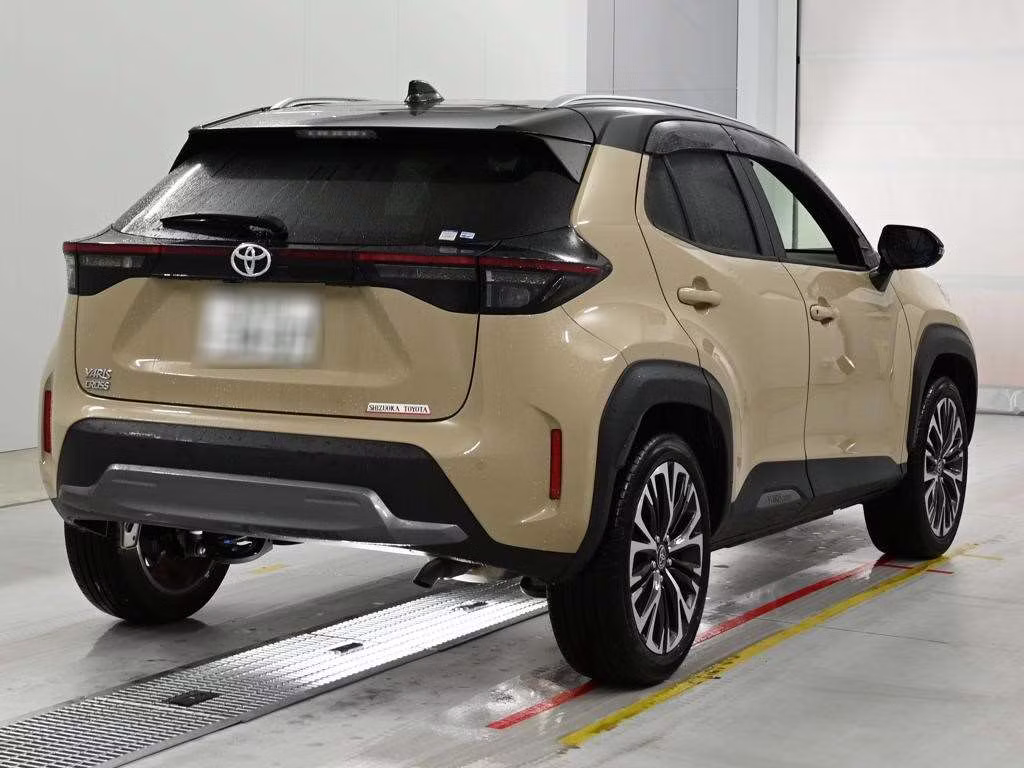 TOYOTA YARIS CROSS