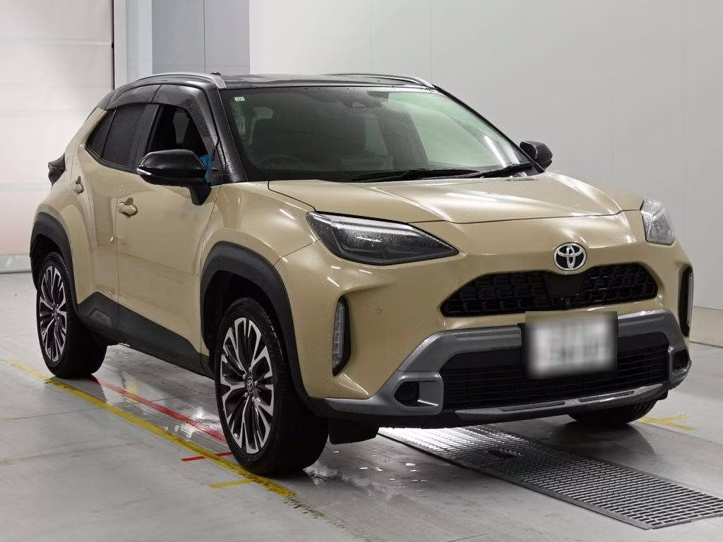 TOYOTA YARIS CROSS