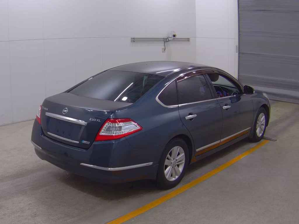 NISSAN TEANA