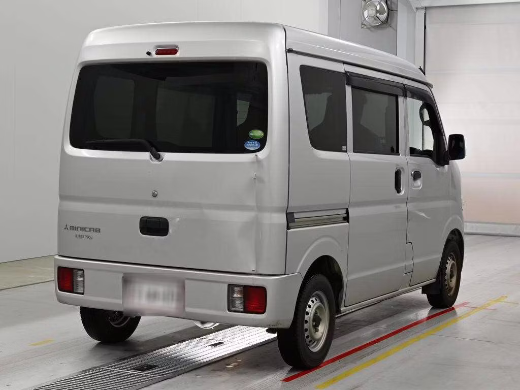 MITSUBISHI MINICAB