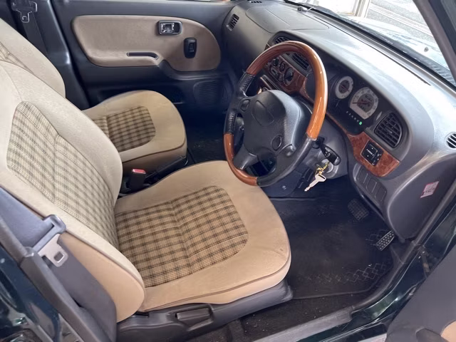 DAIHATSU MIRA GINO