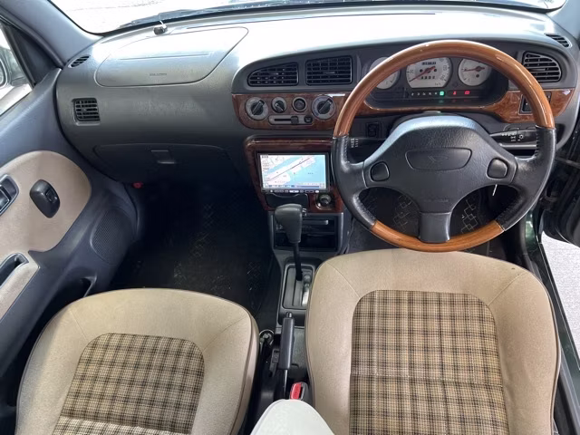 DAIHATSU MIRA GINO