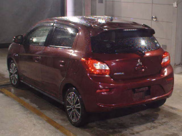 MITSUBISHI MIRAGE
