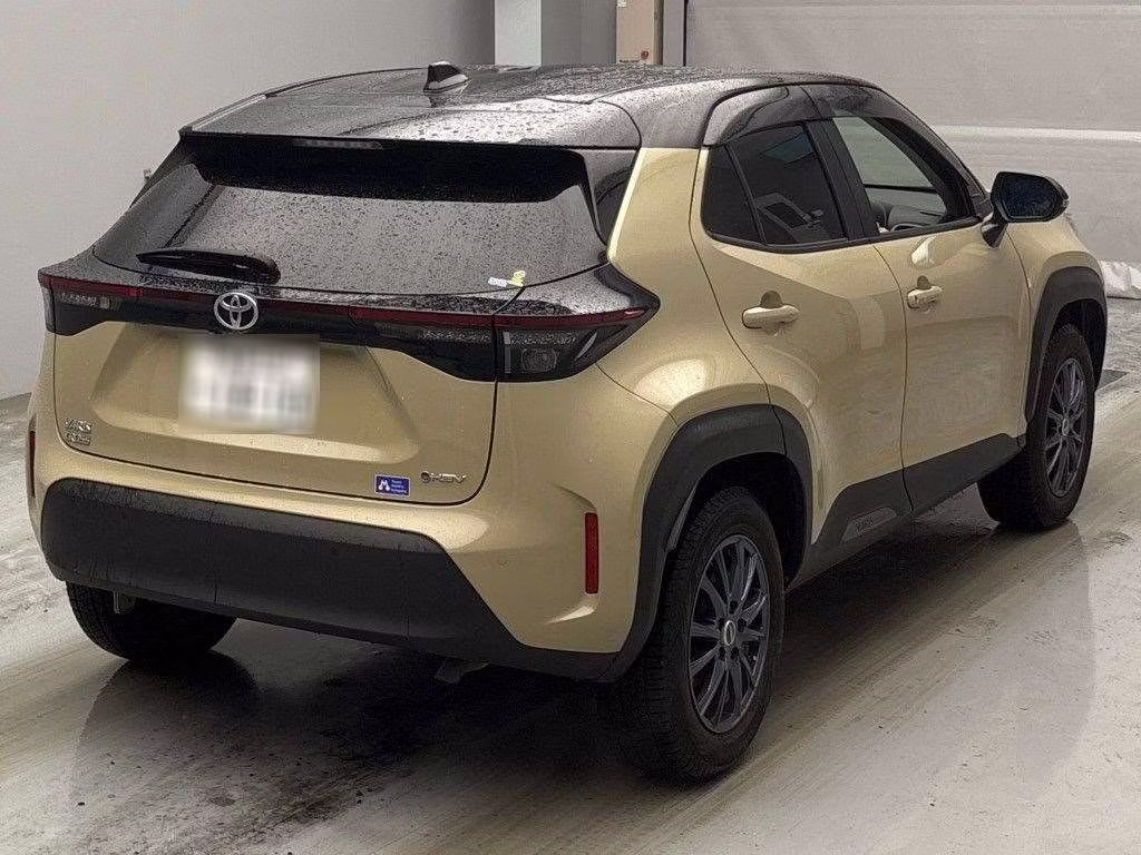 TOYOTA YARIS CROSS