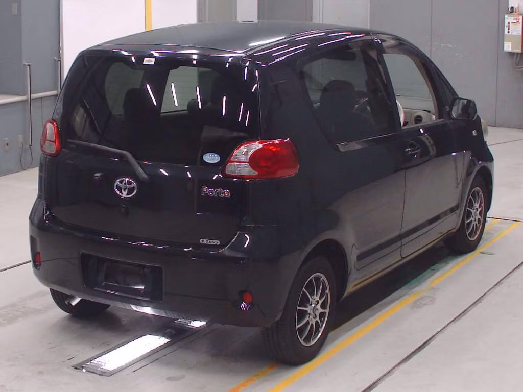 TOYOTA PORTE