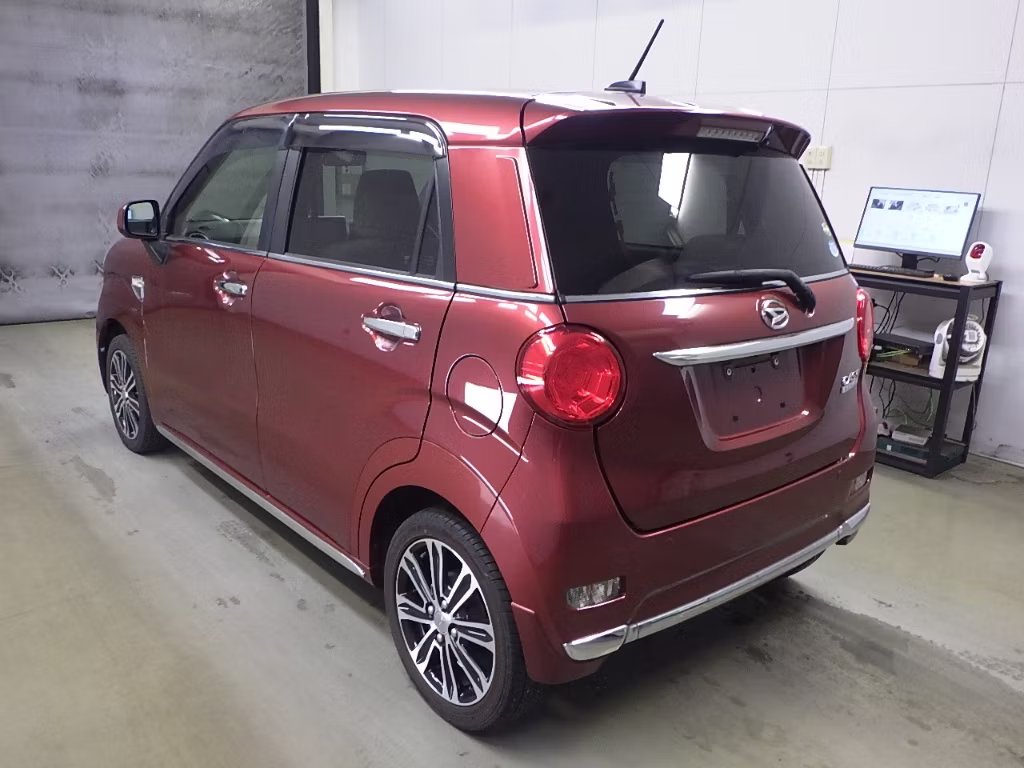 DAIHATSU CAST