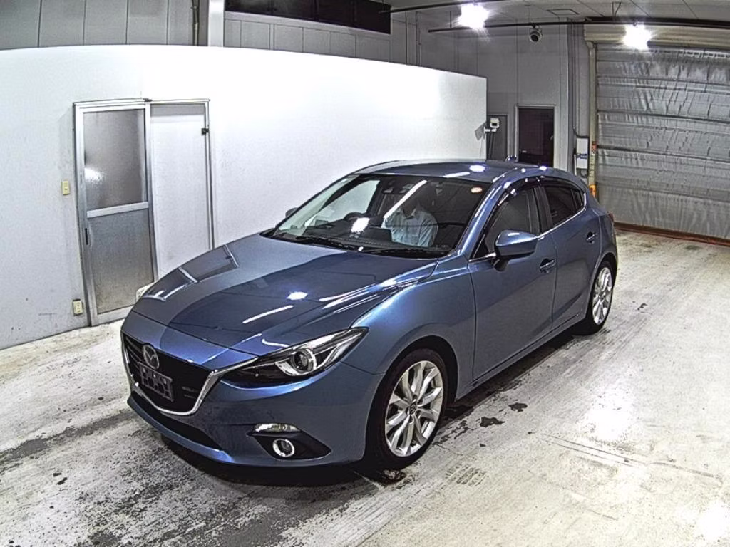 MAZDA AXELA