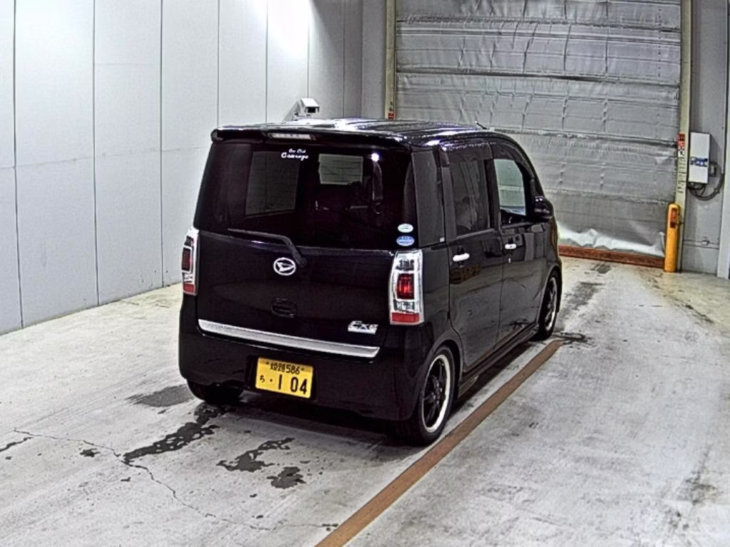 DAIHATSU TANTO EXE
