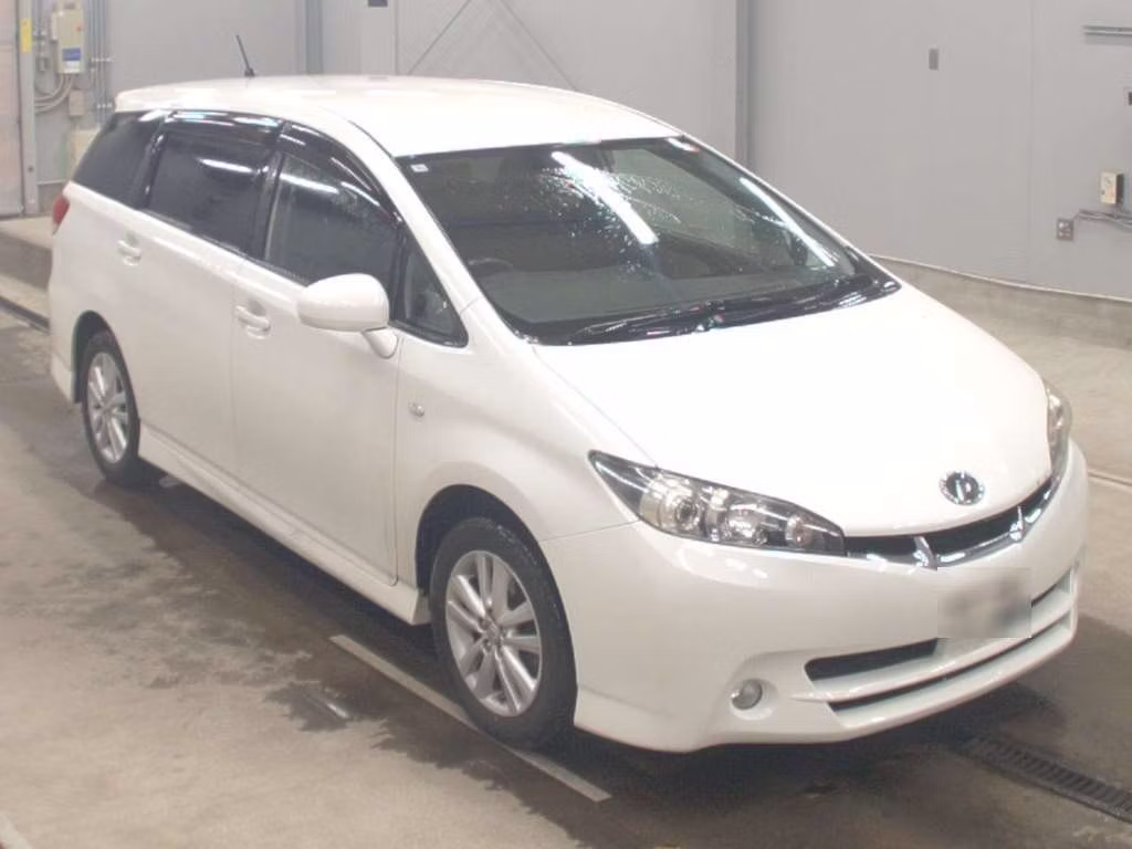 TOYOTA WISH