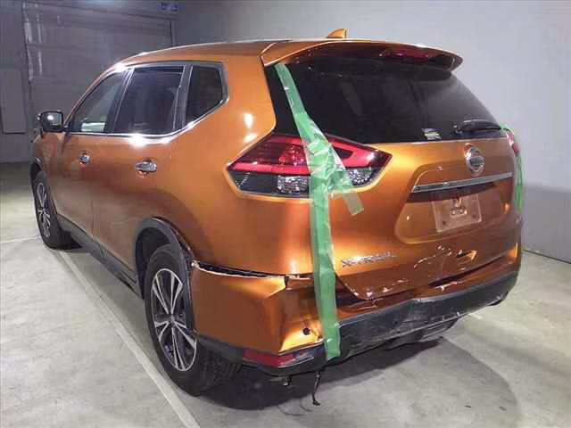 NISSAN X-TRAIL