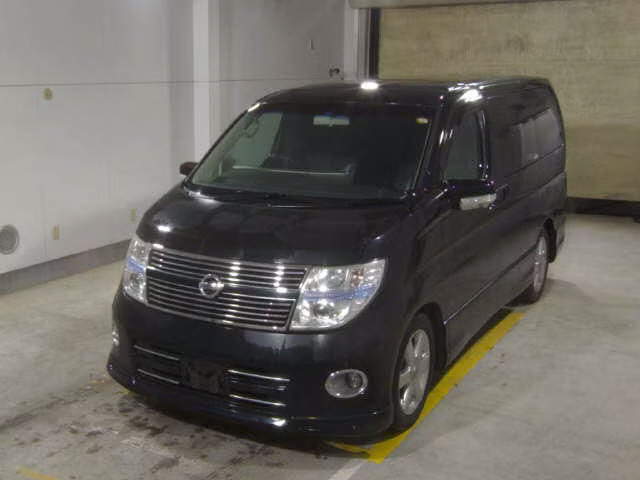 NISSAN ELGRAND