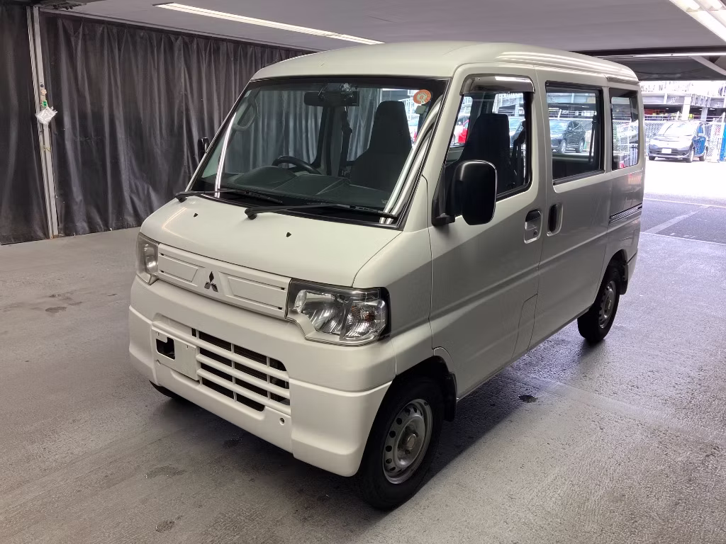 MITSUBISHI MINICAB