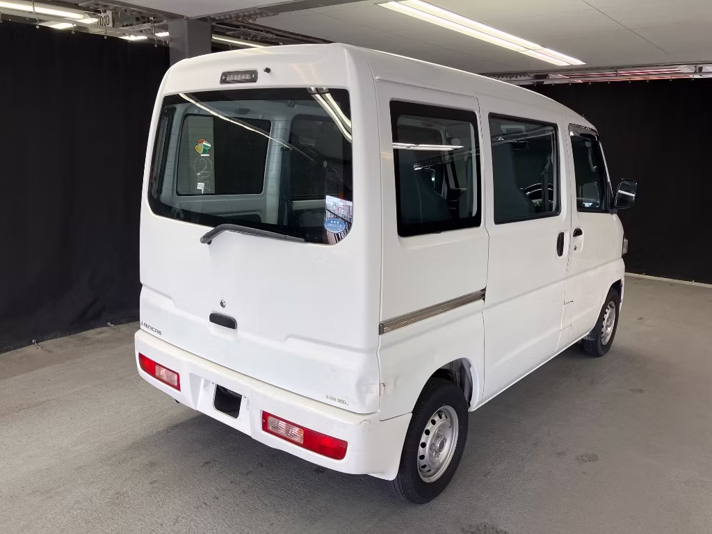 MITSUBISHI MINICAB