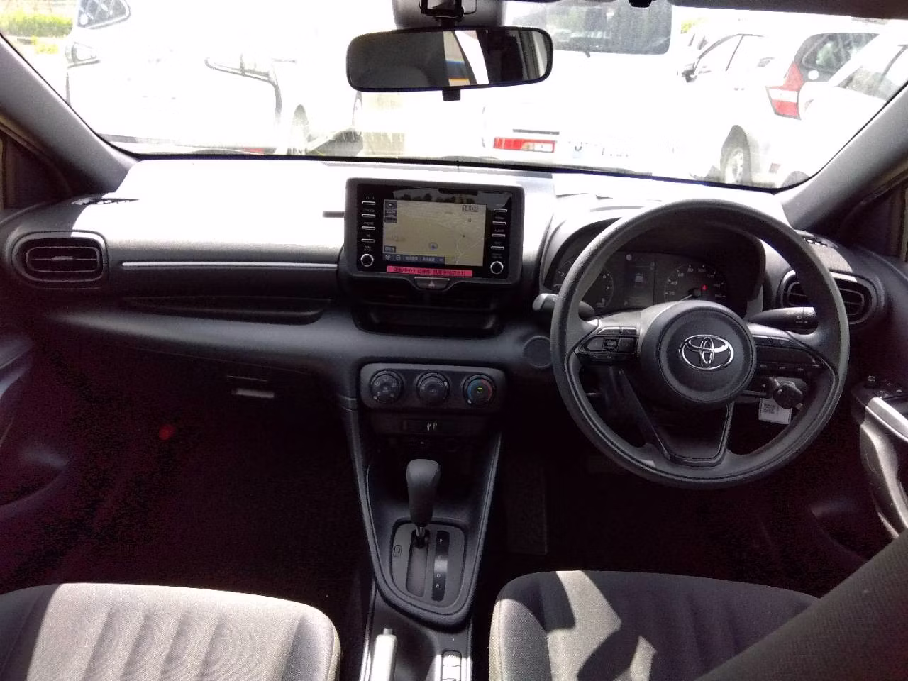 TOYOTA YARIS