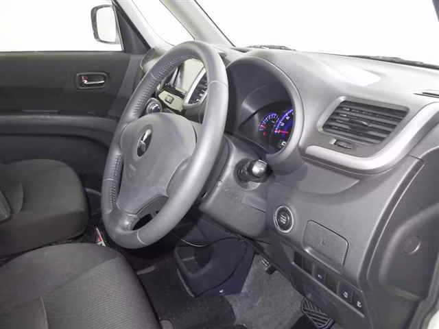 MITSUBISHI DELICA D:2