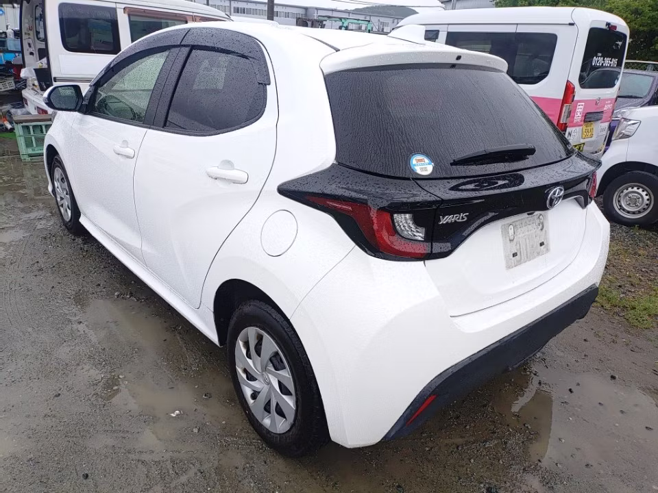 TOYOTA YARIS