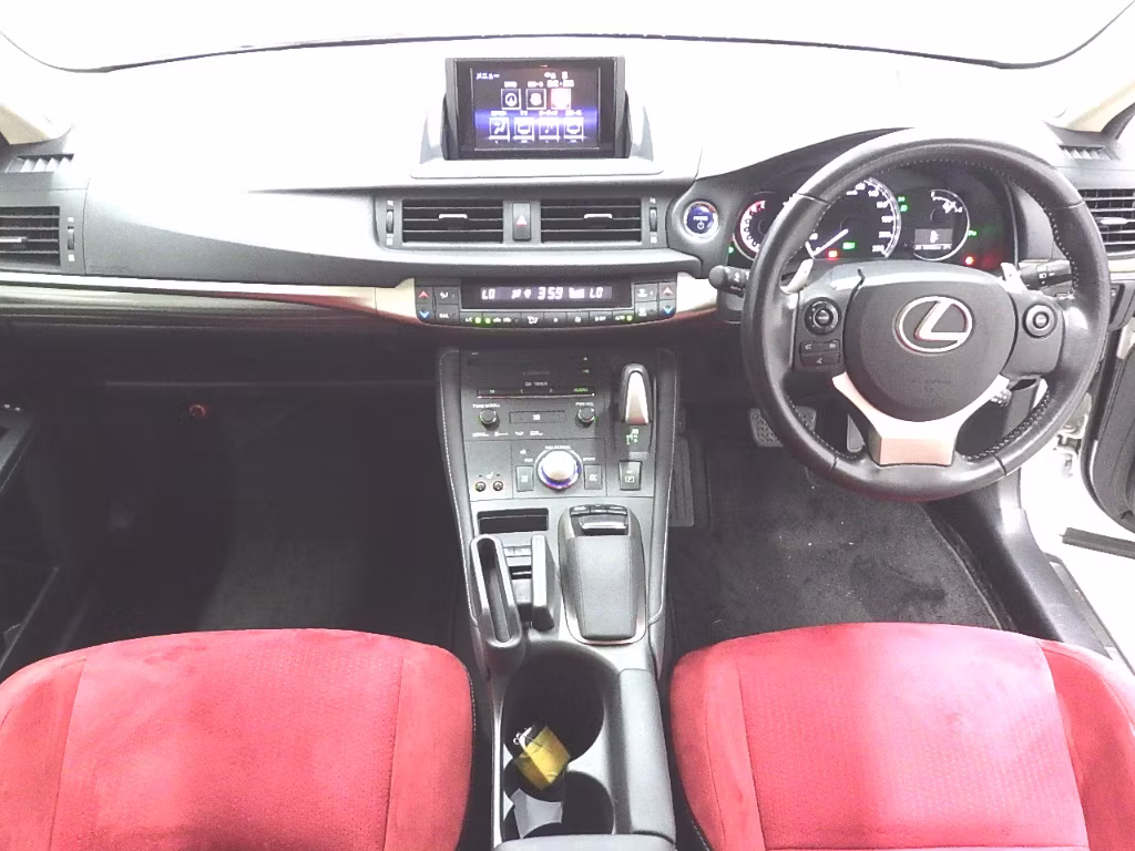 LEXUS CT200H