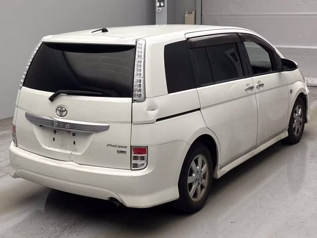 TOYOTA ISIS