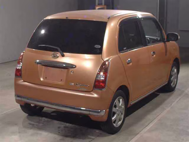 DAIHATSU MIRA GINO