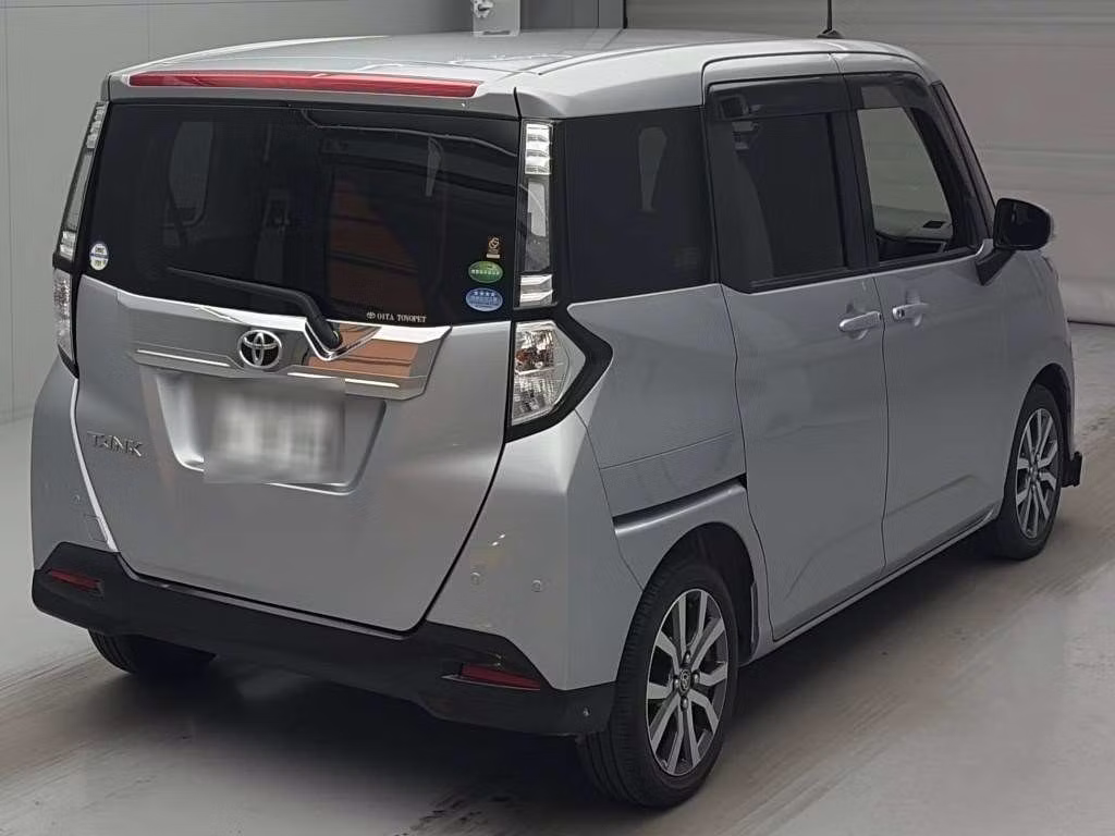 TOYOTA TANK