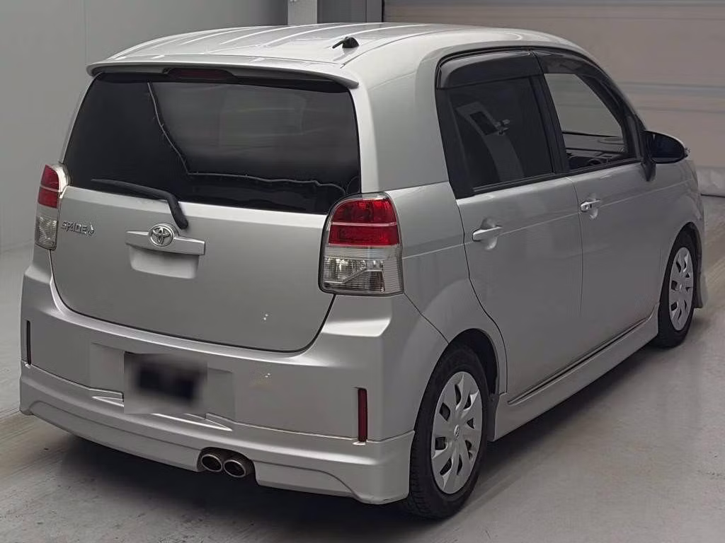 TOYOTA SPADE