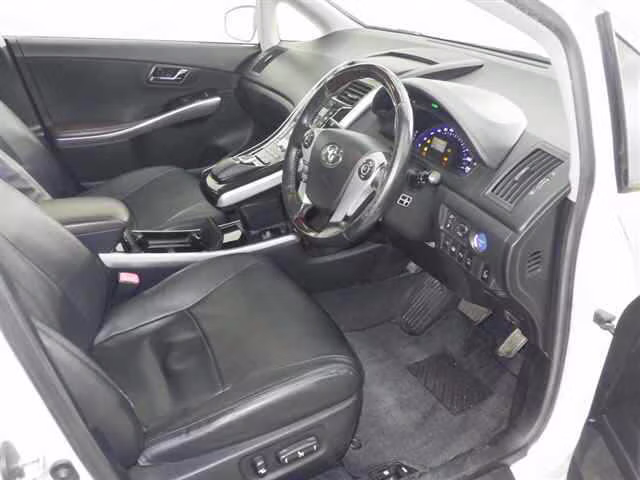 TOYOTA SAI