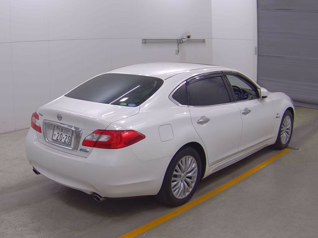 NISSAN CIMA