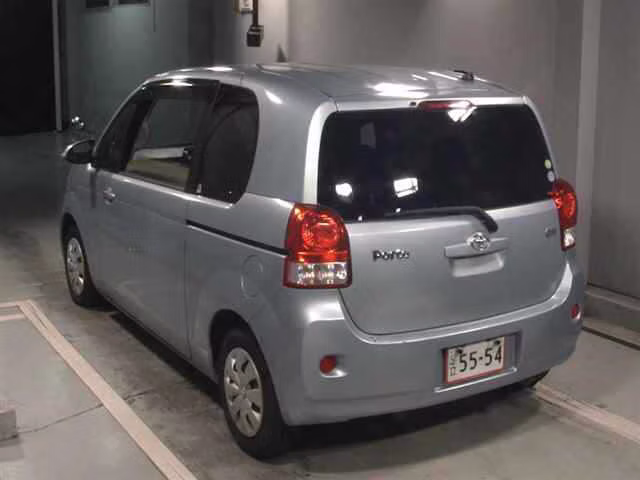 TOYOTA PORTE