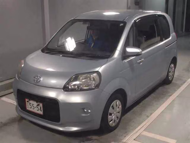 TOYOTA PORTE