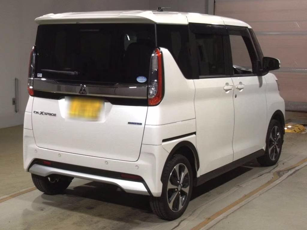 MITSUBISHI EK SPACE