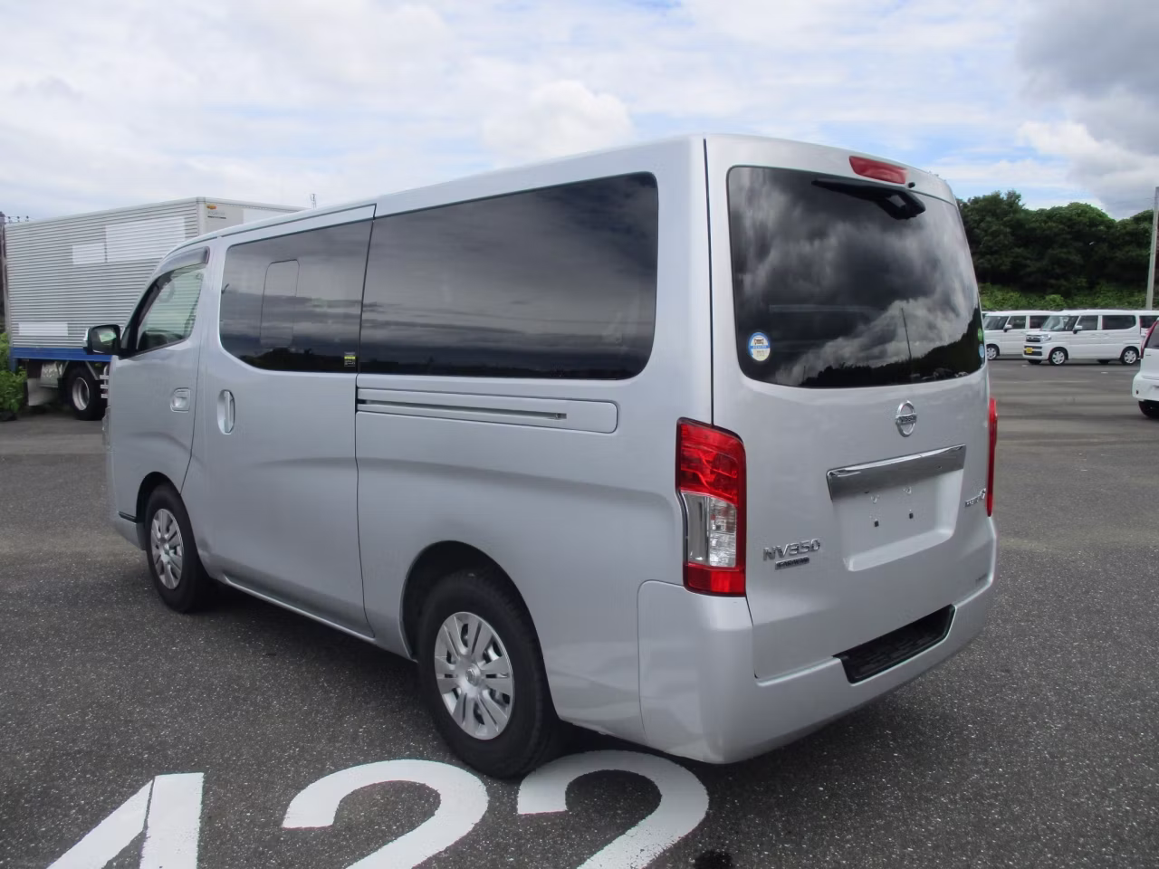 NISSAN NV350 CARAVAN
